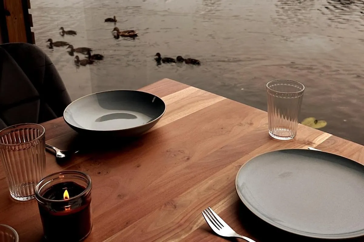 Ruheoase Am Wasser, Sauna-Hausboot In Naturidylle 베를린 보트호텔